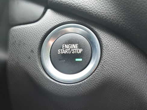 Used 2023 Chevrolet Equinox LT AWD/4WD image 14