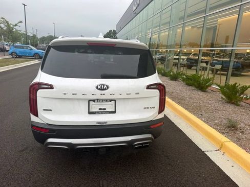 Used 2020 Kia Telluride SX w/ SX Prestige Package AWD/4WD image 23