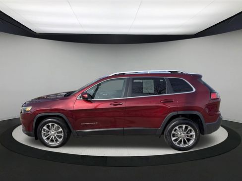 Used 2019 Jeep Cherokee Latitude Plus w/ Cold Weather Group image 4