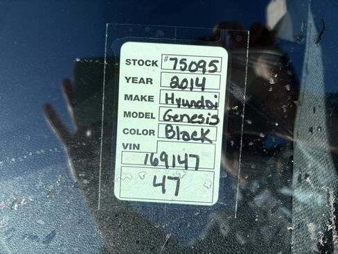 Used 2014 Hyundai Genesis 2.0T Premium image 34