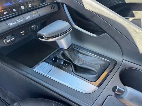 Certified 2023 Hyundai Elantra SEL image 14