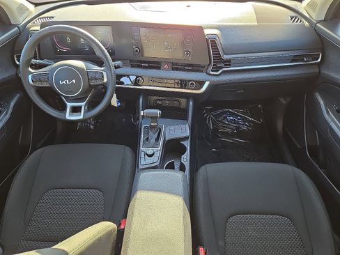 Used 2024 Kia Sportage LX FWD image 15