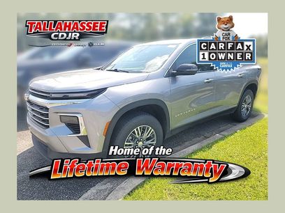 Used 2025 Chevrolet Traverse LT
