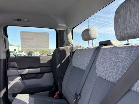New 2026 Ford F350 XLT w/ XLT Premium Package AWD/4WD image 13
