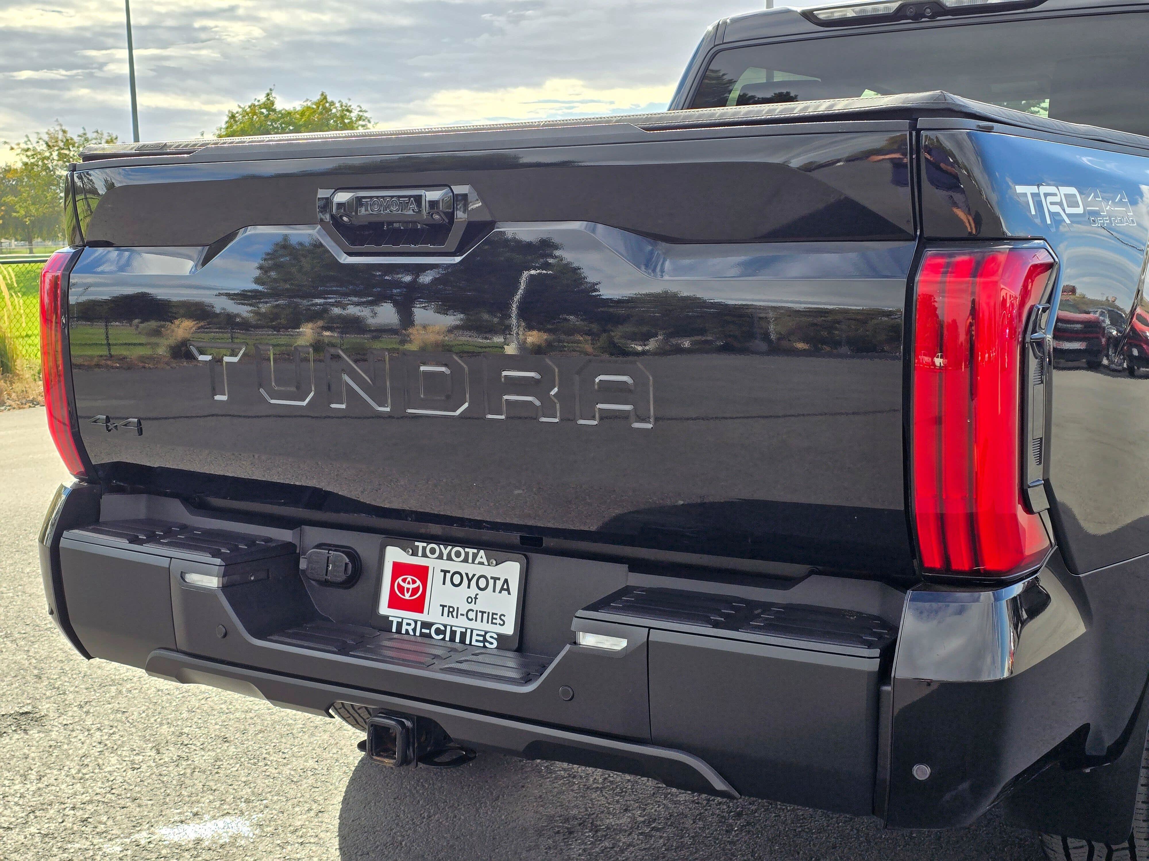 Used 2024 Toyota Tundra Limited w/ TRD Off-Road Package AWD/4WD image 13