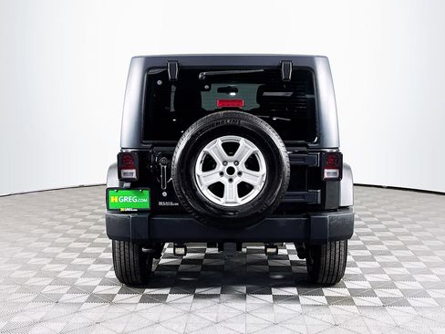 Used 2017 Jeep Wrangler Unlimited Sport image 8