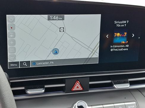 Used 2024 Hyundai Elantra SEL FWD image 17