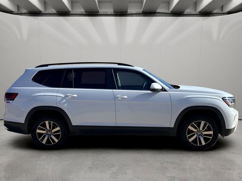 Used 2022 Volkswagen Atlas SE FWD image 6