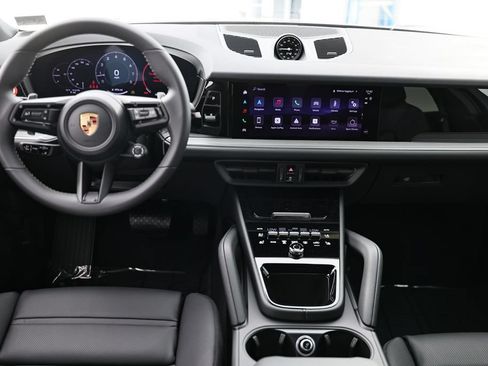 New 2026 Porsche Cayenne Coupe AWD/4WD image 21