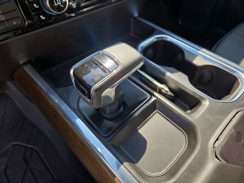 Certified 2024 Chevrolet Silverado 1500 High Country w/ High Country Premium Package AWD/4WD image 23