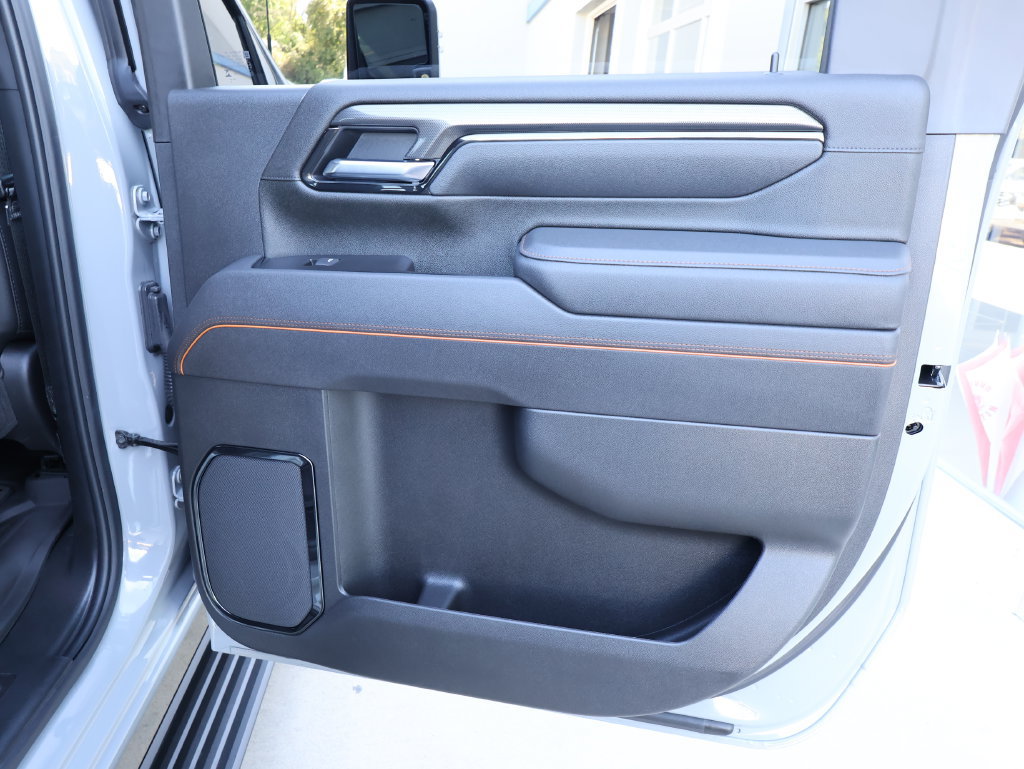 Certified 2025 GMC Sierra 3500 AT4 w/ AT4 Premium Plus Package AWD/4WD image 43