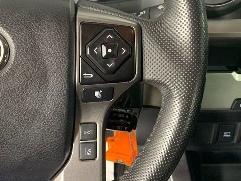 Used 2022 Toyota Tacoma SR5 RWD image 21