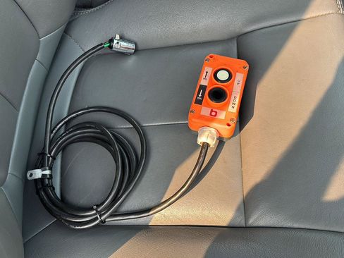 Used 2014 Ford F150 XLT w/ Equipment Group 302A Luxury AWD/4WD image 29