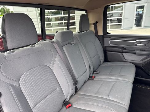 Used 2020 RAM 1500 Big Horn AWD/4WD image 40