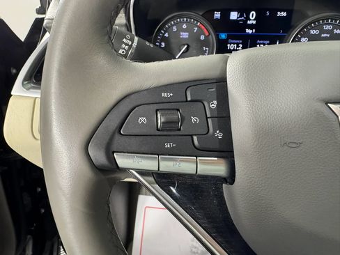 Used 2024 Cadillac XT6 Premium Luxury w/ Technology Package AWD/4WD image 15