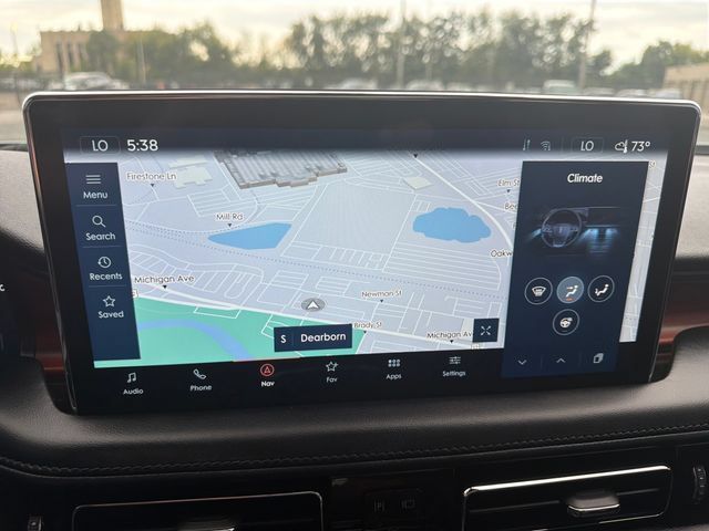 Used 2023 Lincoln Nautilus Reserve AWD/4WD image 22
