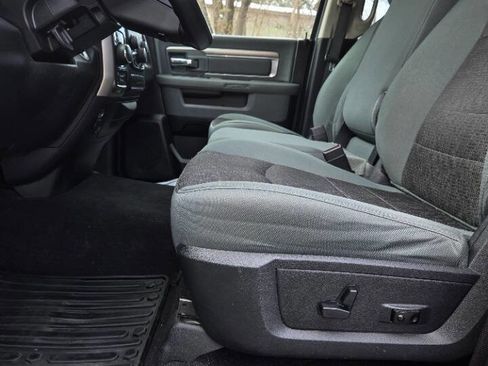 Used 2016 RAM 1500 Big Horn image 11