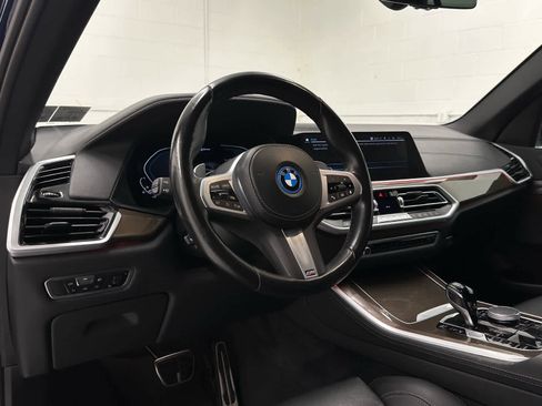 Used 2022 BMW X5 xDrive45e w/ M Sport Package AWD/4WD image 10