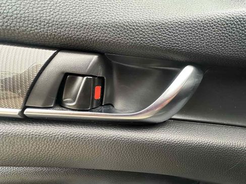 Used 2019 Honda Accord Sport image 25
