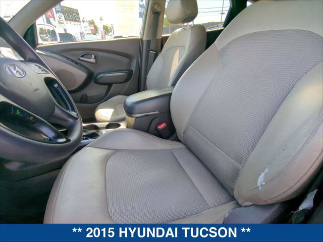 Used 2015 Hyundai Tucson GLS w/ Option Group 02 FWD image 19