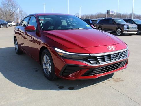 New 2026 Hyundai Elantra SE image 6