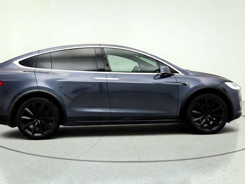 Used 2020 Tesla Model X Long Range AWD/4WD image 4