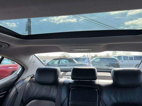 Used 2016 Kia Cadenza Premium image 29