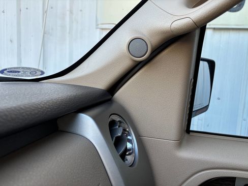 Used 2013 Ford F150 Lariat w/ Luxury Equipment Group image 32