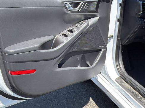 Used 2020 Hyundai Ioniq Limited FWD image 23