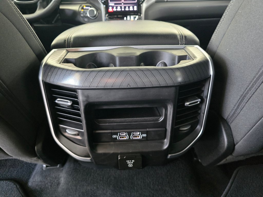 Used 2025 RAM 1500 Big Horn AWD/4WD image 36