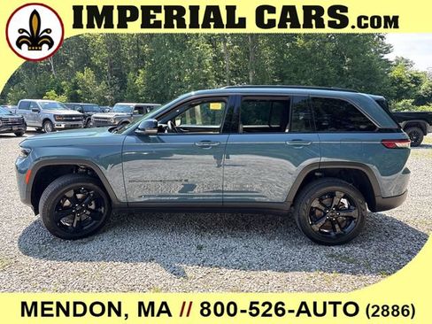 New 2026 Jeep Grand Cherokee Limited w/ Limited Altitude Package AWD/4WD image 6