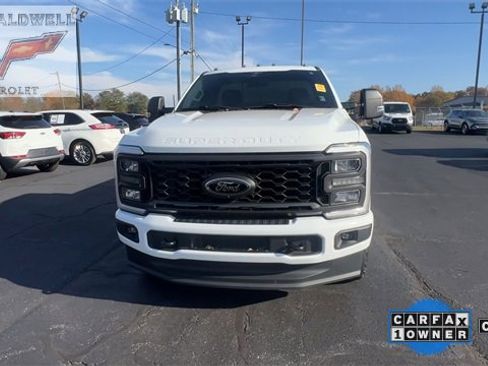 Used 2023 Ford F250 XL w/ STX Appearance Package image 3