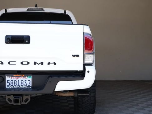 Used 2023 Toyota Tacoma TRD Sport w/ Advanced Technology Package AWD/4WD image 14