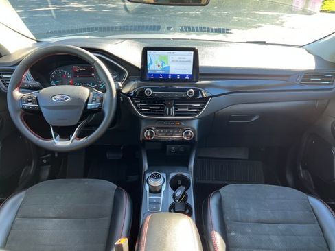 Used 2022 Ford Escape SEL w/ SEL Stealth AWD Package image 34