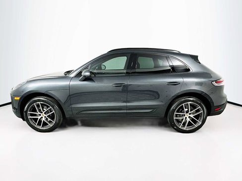 New 2026 Porsche Macan image 2