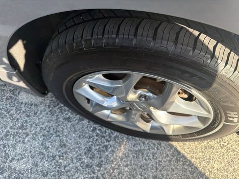 Used 2018 Chrysler Pacifica Limited FWD image 6