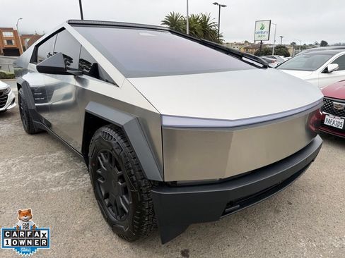 Used 2024 Tesla Cybertruck Cyberbeast AWD/4WD image 69