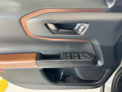 Used 2021 Ford Bronco Sport Outer Banks AWD/4WD image 16