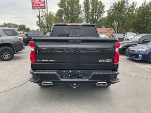 Used 2021 Chevrolet Silverado 1500 High Country w/ Safety Package II AWD/4WD image 9