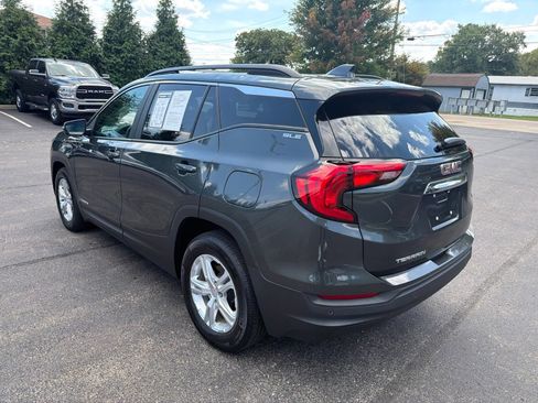 Used 2021 GMC Terrain SLE w/ Driver Convenience Package FWD image 3