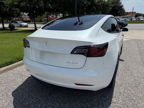 Used 2022 Tesla Model 3 RWD image 6