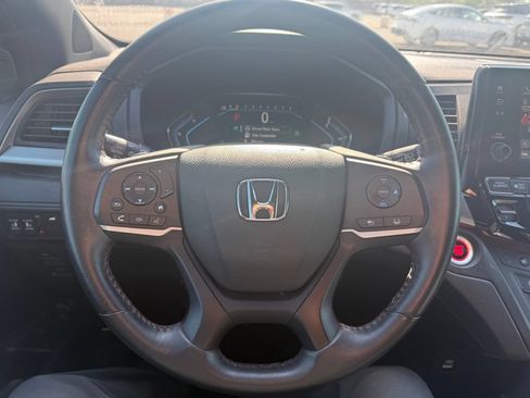 Used 2023 Honda Odyssey Sport image 17