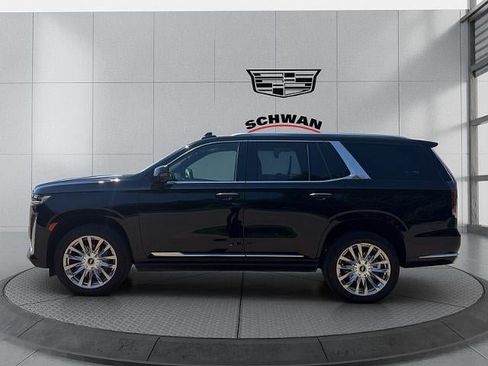 Used 2024 Cadillac Escalade Premium Luxury w/ Performance Package AWD/4WD image 7