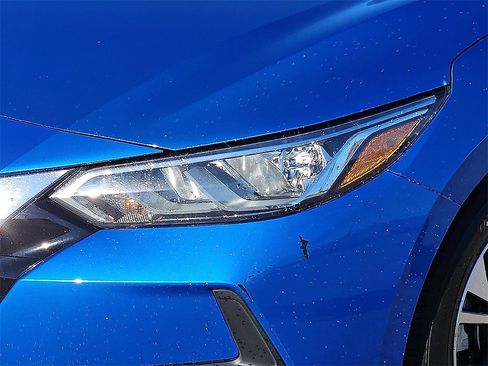 Used 2023 Nissan Sentra SV image 10