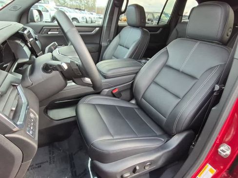 Used 2024 GMC Acadia Elevation w/ LPO, Floor Liner Package image 13