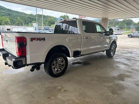 Certified 2023 Ford F250 Lariat w/ Lariat Ultimate Package AWD/4WD image 4