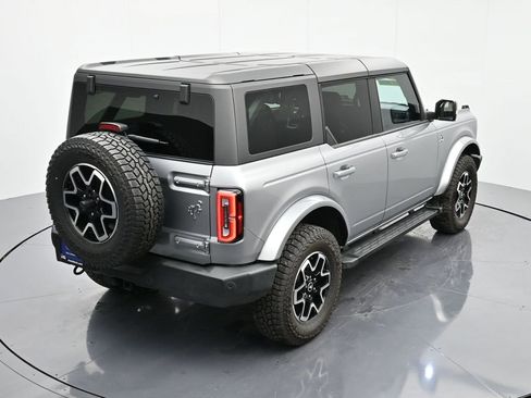 Used 2023 Ford Bronco Outer Banks image 31