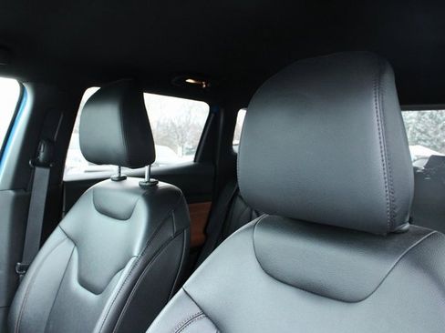 Used 2024 Jeep Compass Limited image 14