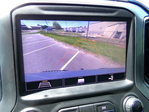 Used 2020 Chevrolet Silverado 1500 LTZ image 9