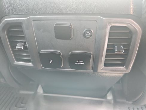Used 2018 Ford F150 XLT w/ Equipment Group 302A Luxury AWD/4WD image 23
